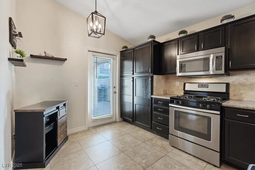 8840 Ackerman, Las Vegas, NV 89143