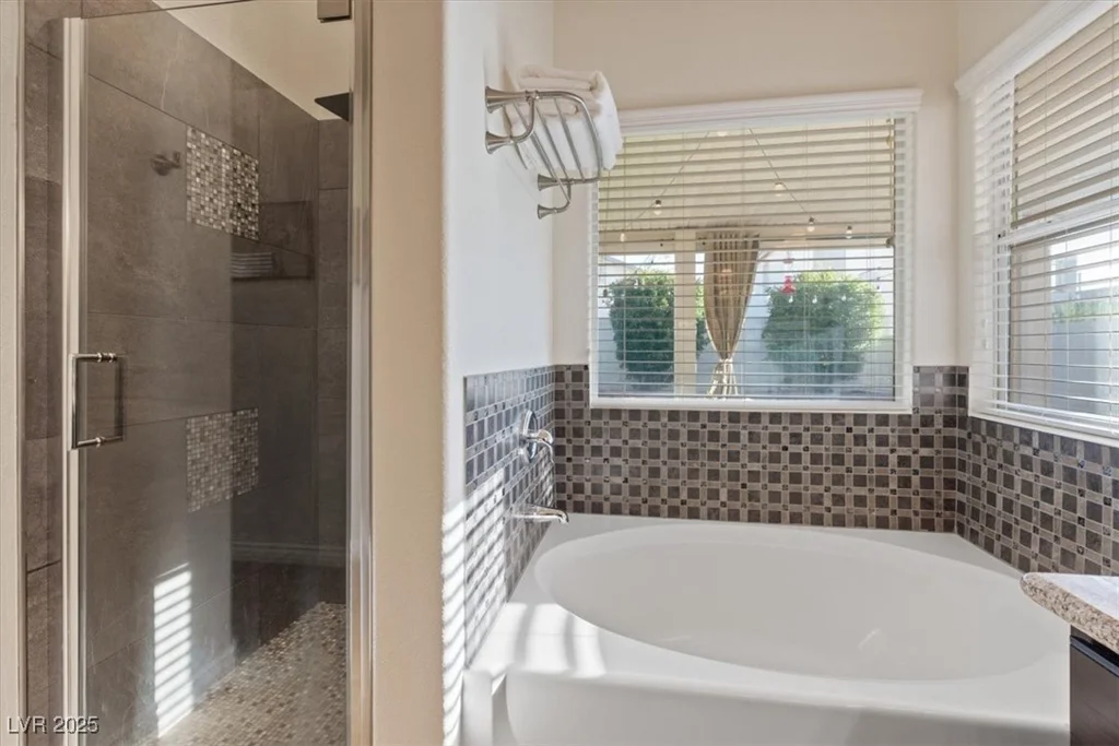 8840 Ackerman, Las Vegas, NV 89143
