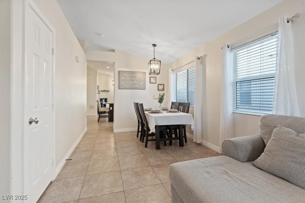 8840 Ackerman, Las Vegas, NV 89143