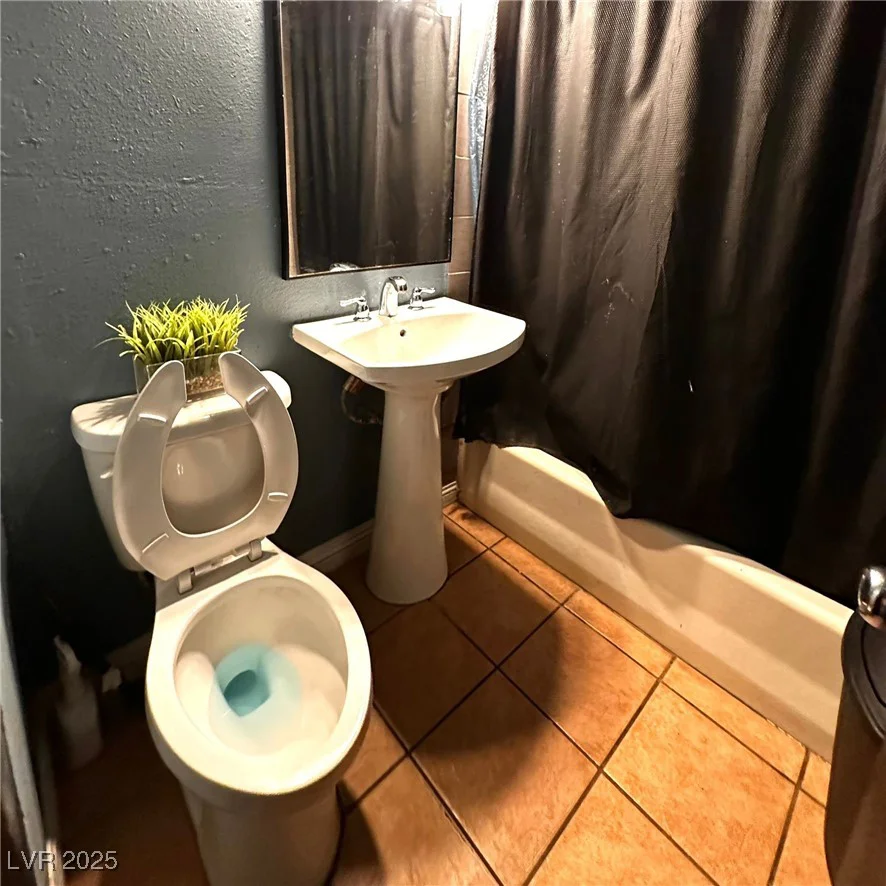 2709 Carroll, North Las Vegas, NV 89030