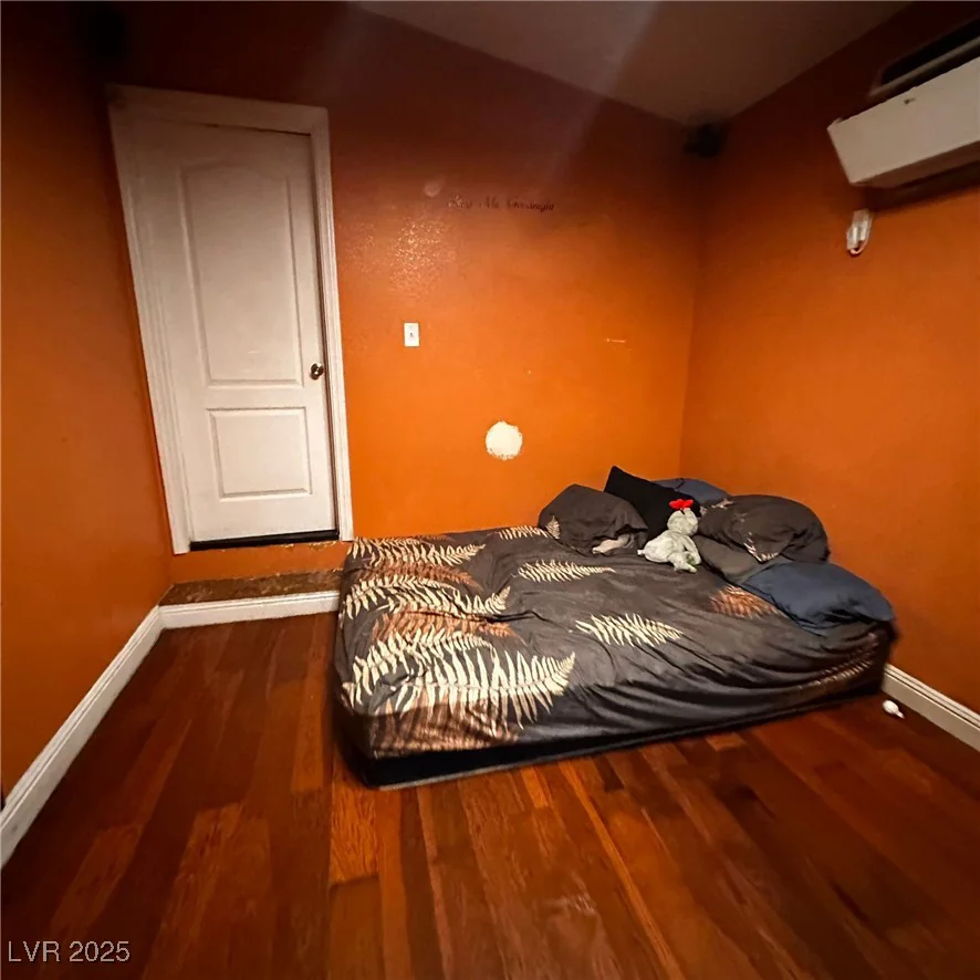 2709 Carroll, North Las Vegas, NV 89030