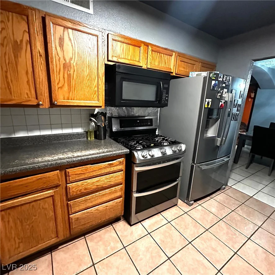 2709 Carroll, North Las Vegas, NV 89030