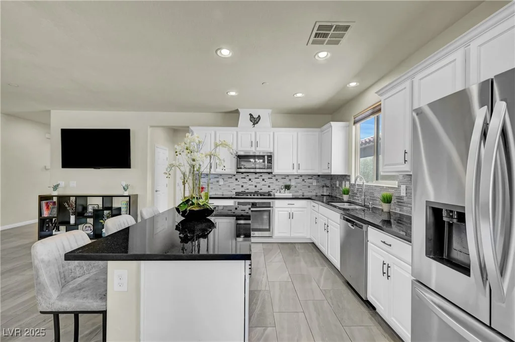 287 Via Della Fortuna, Henderson, NV 89011
