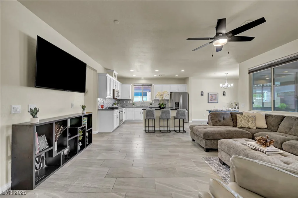287 Via Della Fortuna, Henderson, NV 89011
