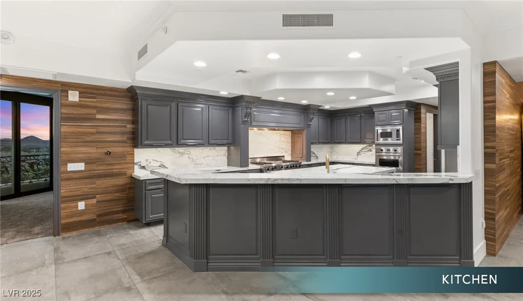 9101 Alta, Las Vegas, NV 89145