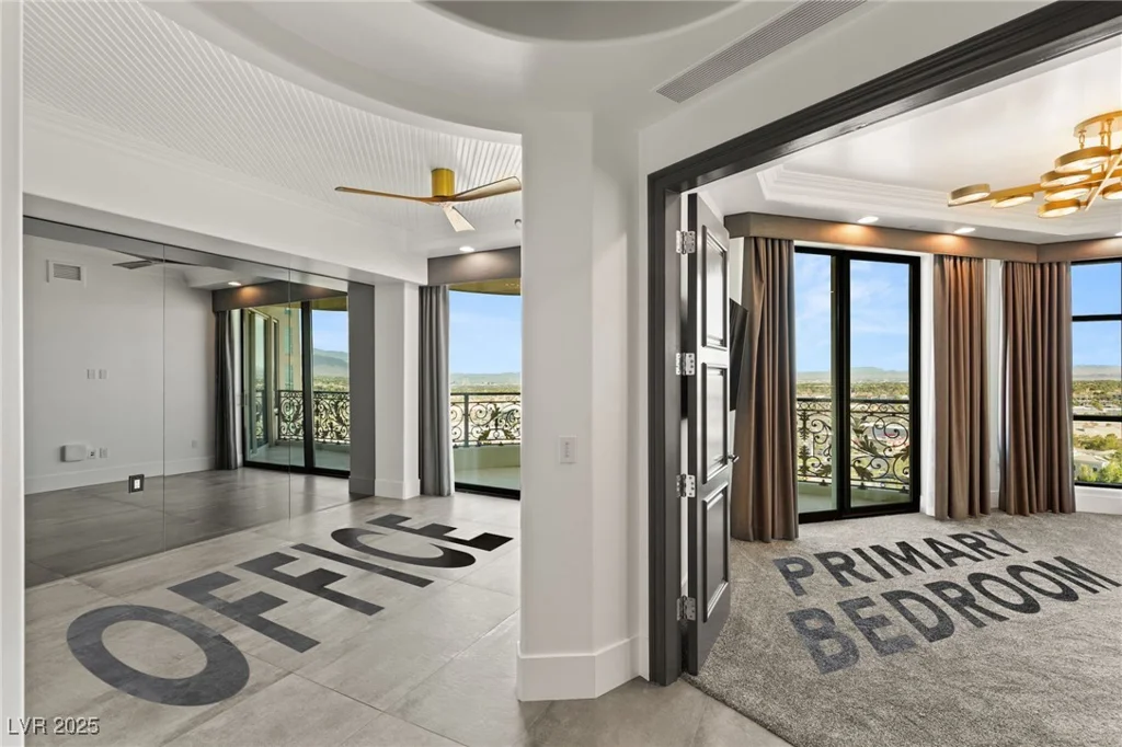 9101 Alta, Las Vegas, NV 89145