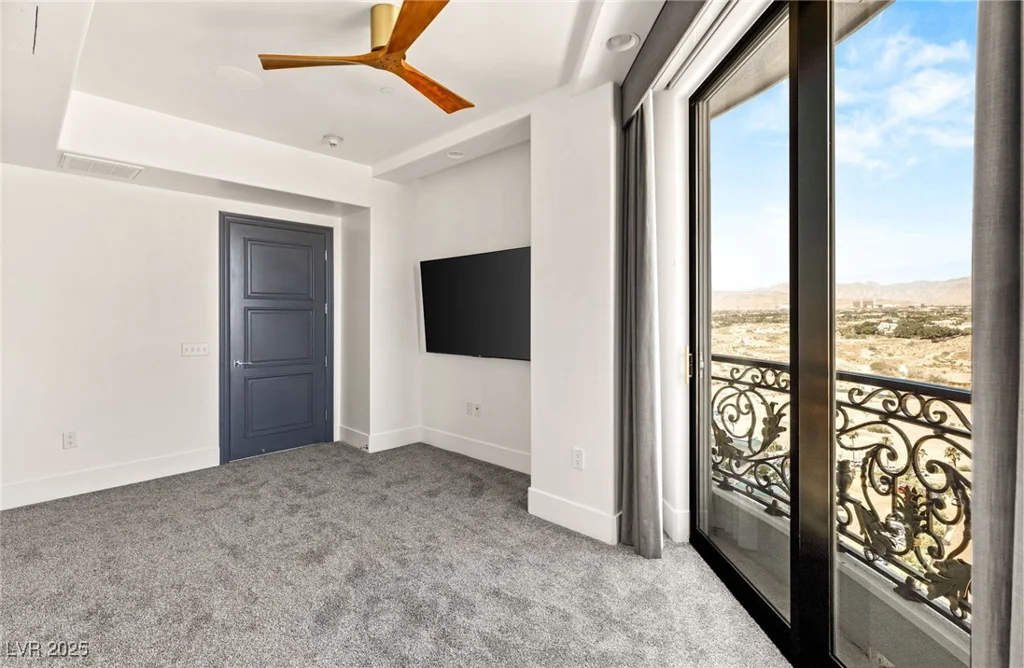 9101 Alta, Las Vegas, NV 89145