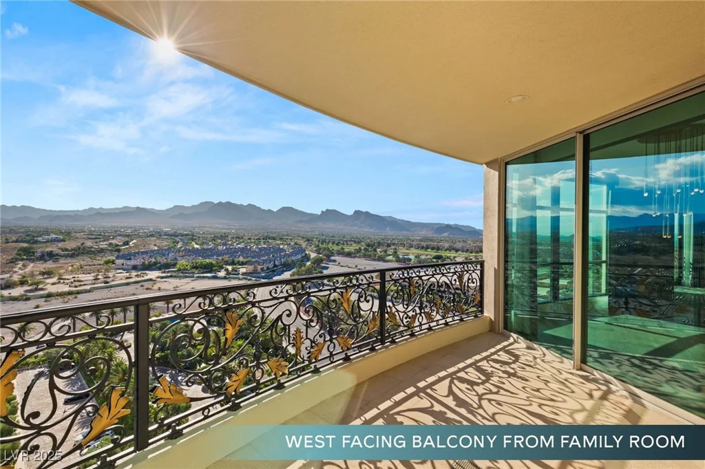 9101 Alta, Las Vegas, NV 89145