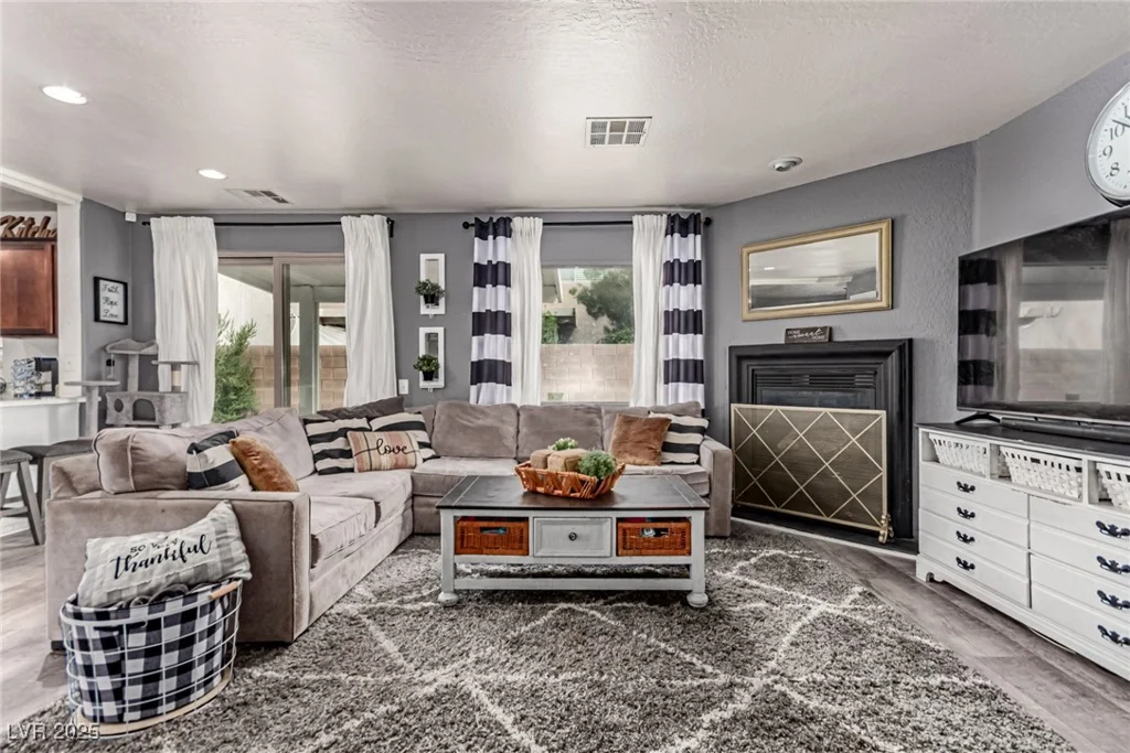 8910 Marmo, Las Vegas, NV 89148
