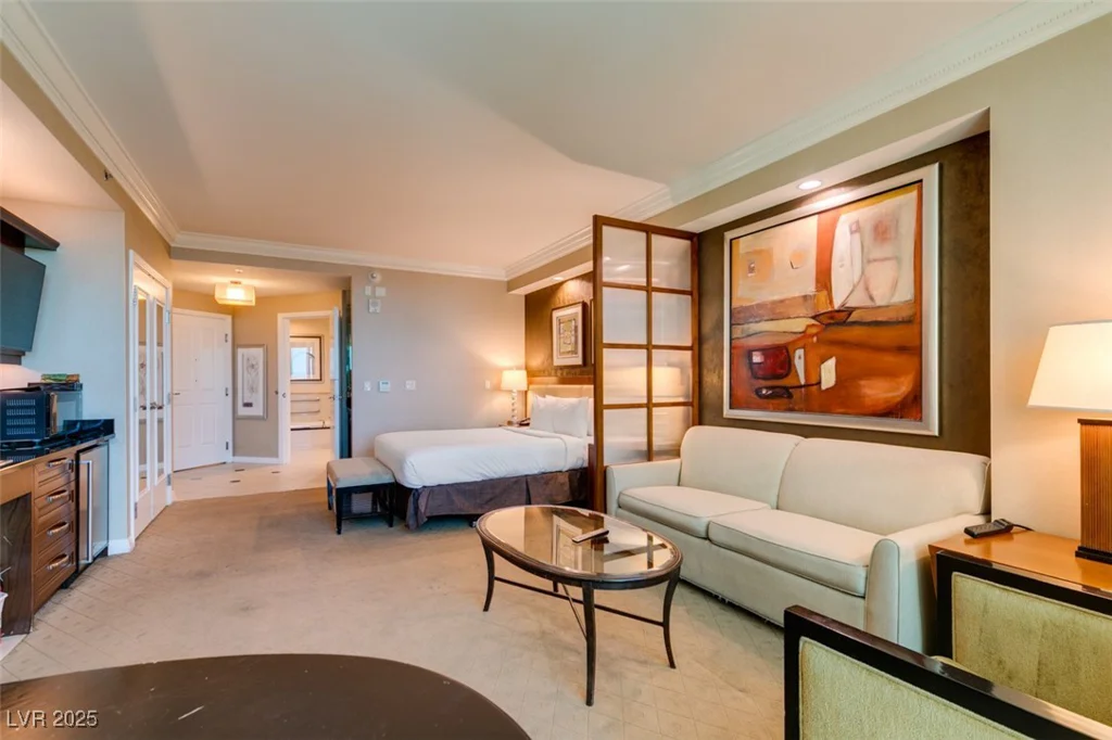 125 HARMON, Las Vegas, NV 89109