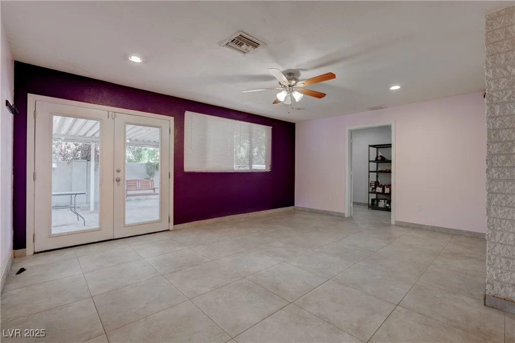 125 Rancho Vista, Las Vegas, NV 89106