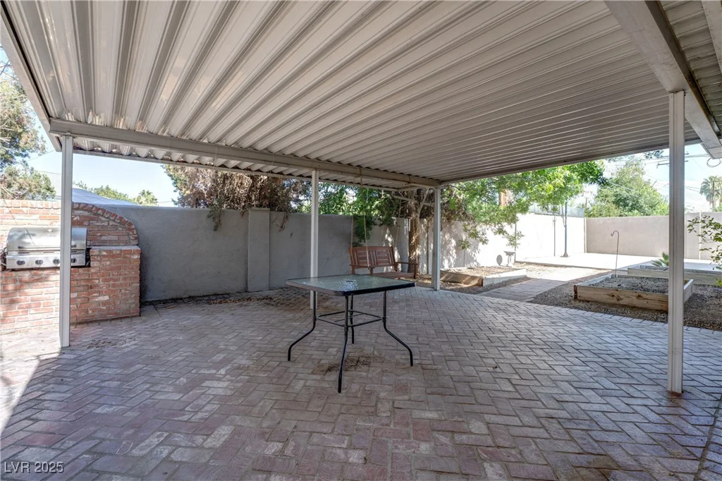 125 Rancho Vista, Las Vegas, NV 89106