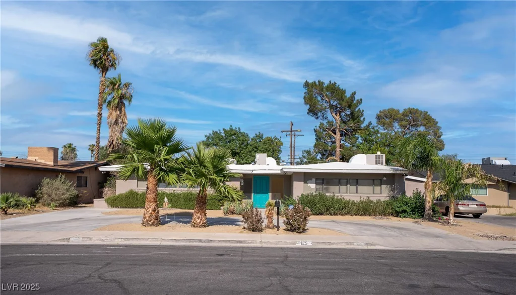 125 Rancho Vista, Las Vegas, NV 89106