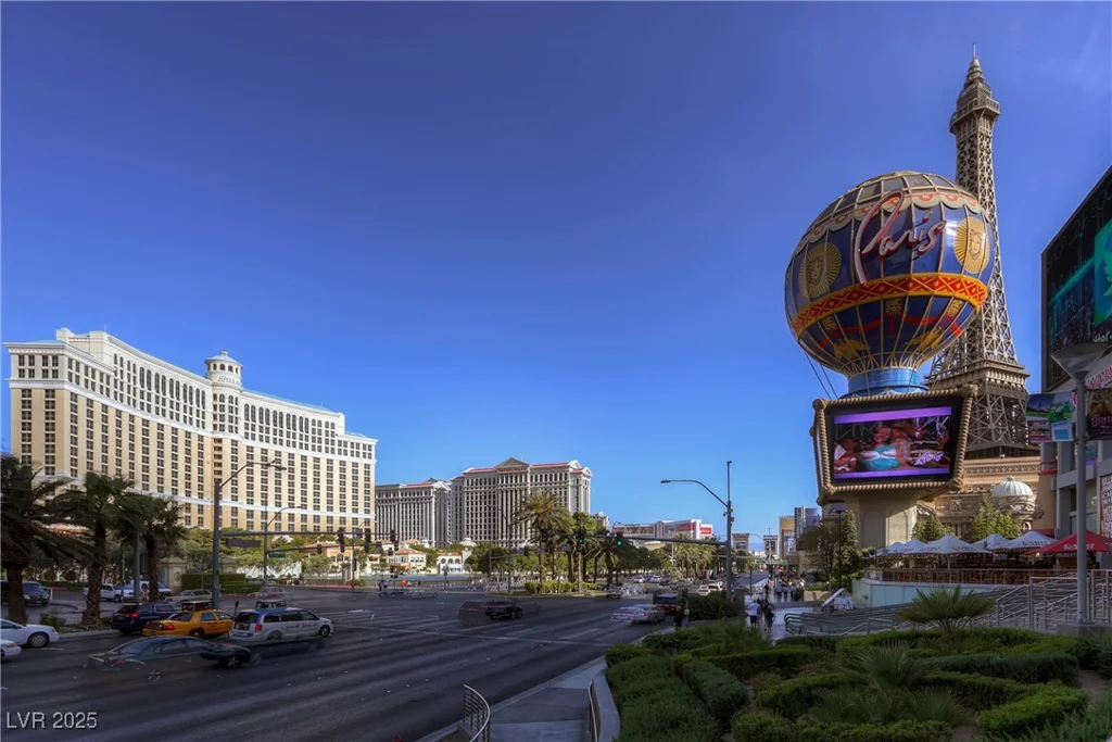 2700 Las Vegas, Las Vegas, NV 89109