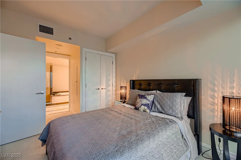 2700 Las Vegas, Las Vegas, NV 89109