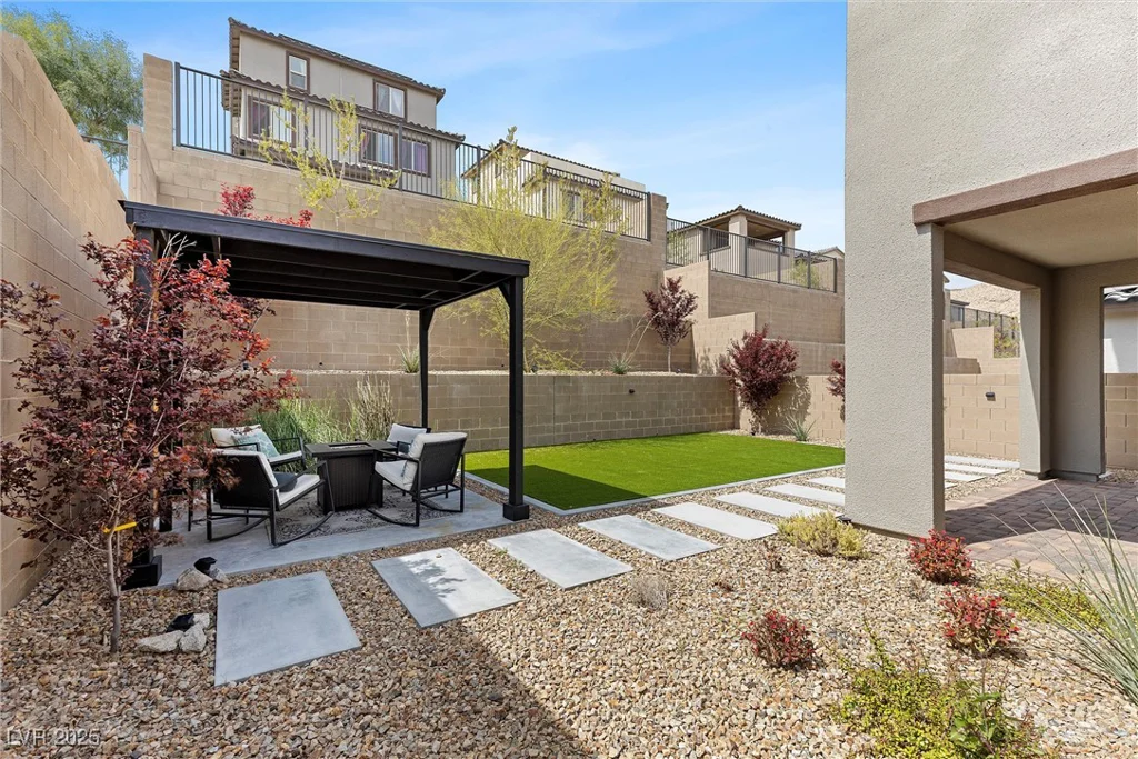 2367 Ridgeline Wash, Las Vegas, NV 89138