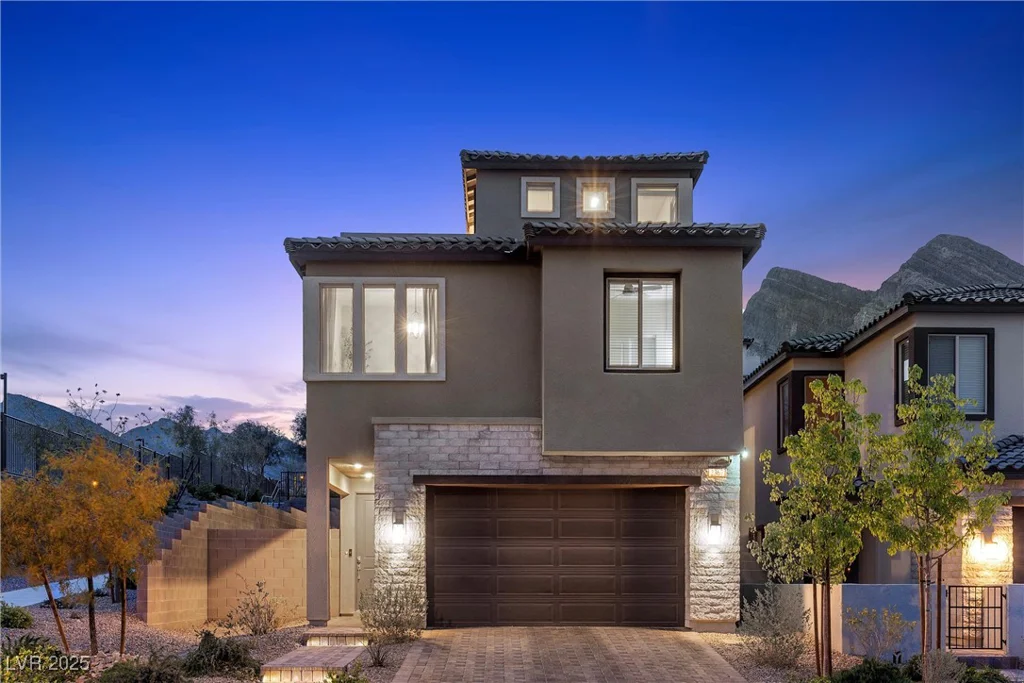 2367 Ridgeline Wash, Las Vegas, NV 89138