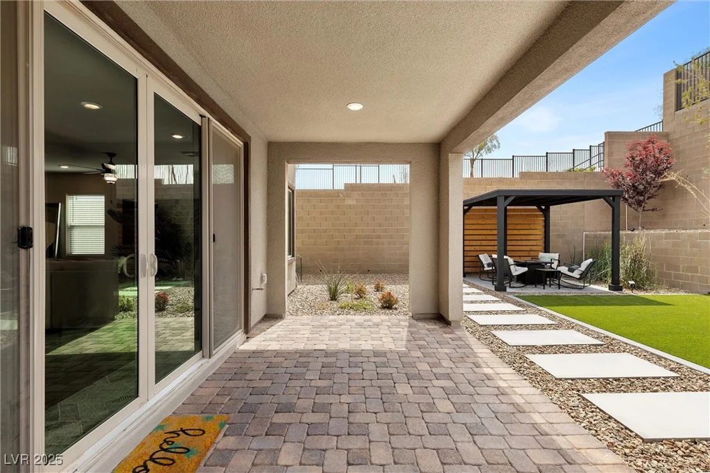 2367 Ridgeline Wash, Las Vegas, NV 89138