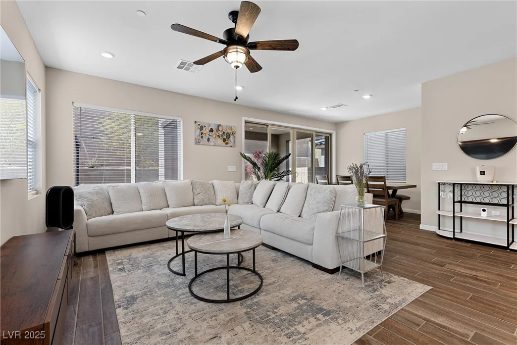 2367 Ridgeline Wash, Las Vegas, NV 89138