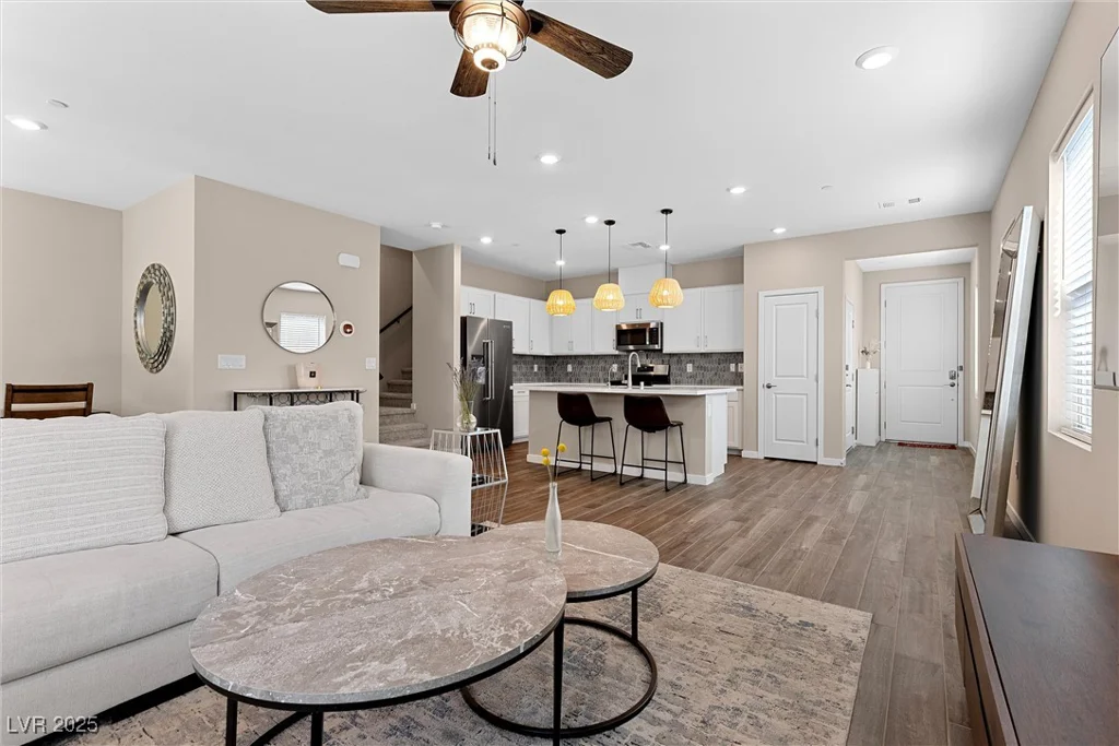 2367 Ridgeline Wash, Las Vegas, NV 89138