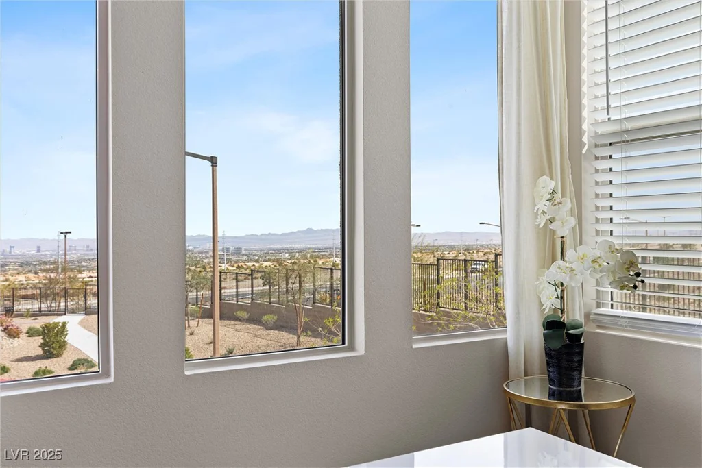 2367 Ridgeline Wash, Las Vegas, NV 89138