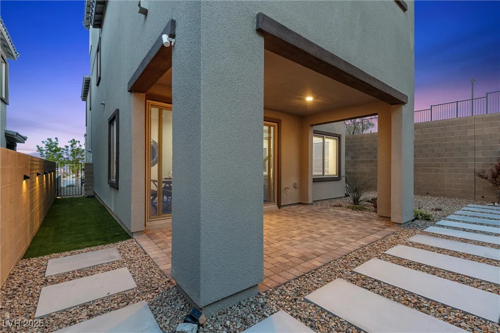 2367 Ridgeline Wash, Las Vegas, NV 89138