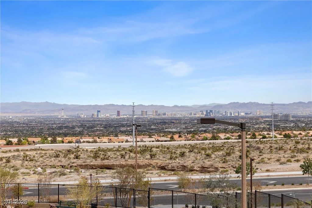2367 Ridgeline Wash, Las Vegas, NV 89138