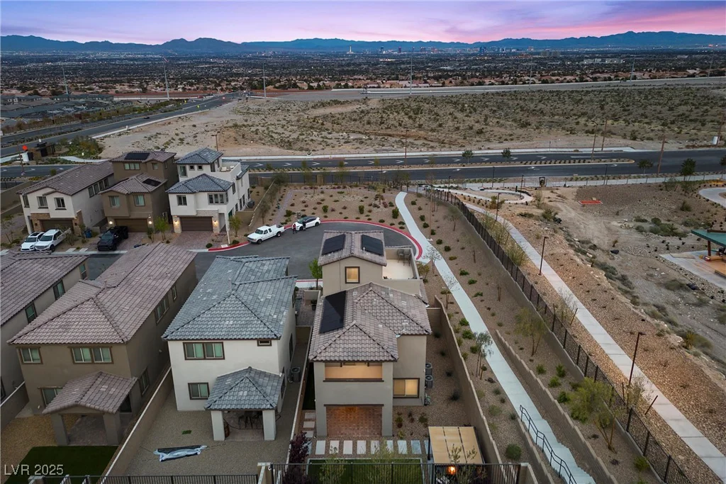 2367 Ridgeline Wash, Las Vegas, NV 89138