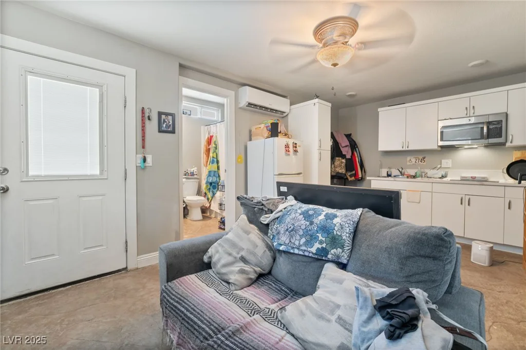 2214 Wilkinson, North Las Vegas, NV 89030