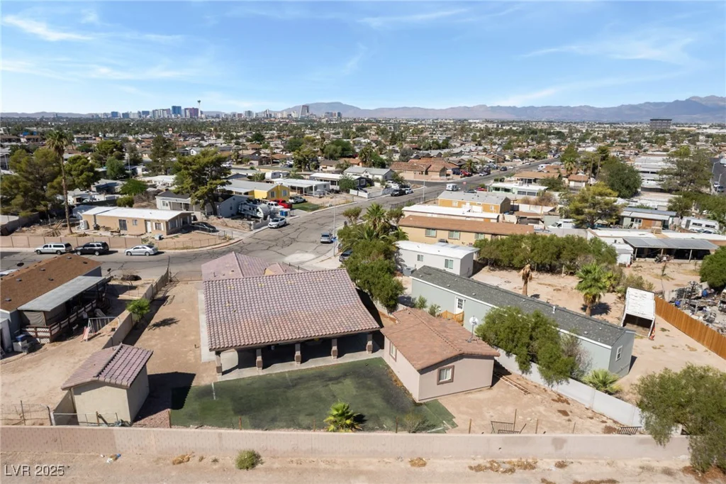 2214 Wilkinson, North Las Vegas, NV 89030