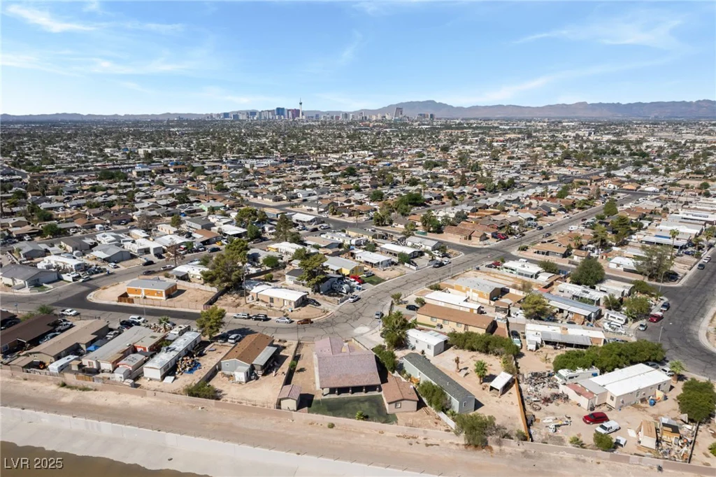 2214 Wilkinson, North Las Vegas, NV 89030