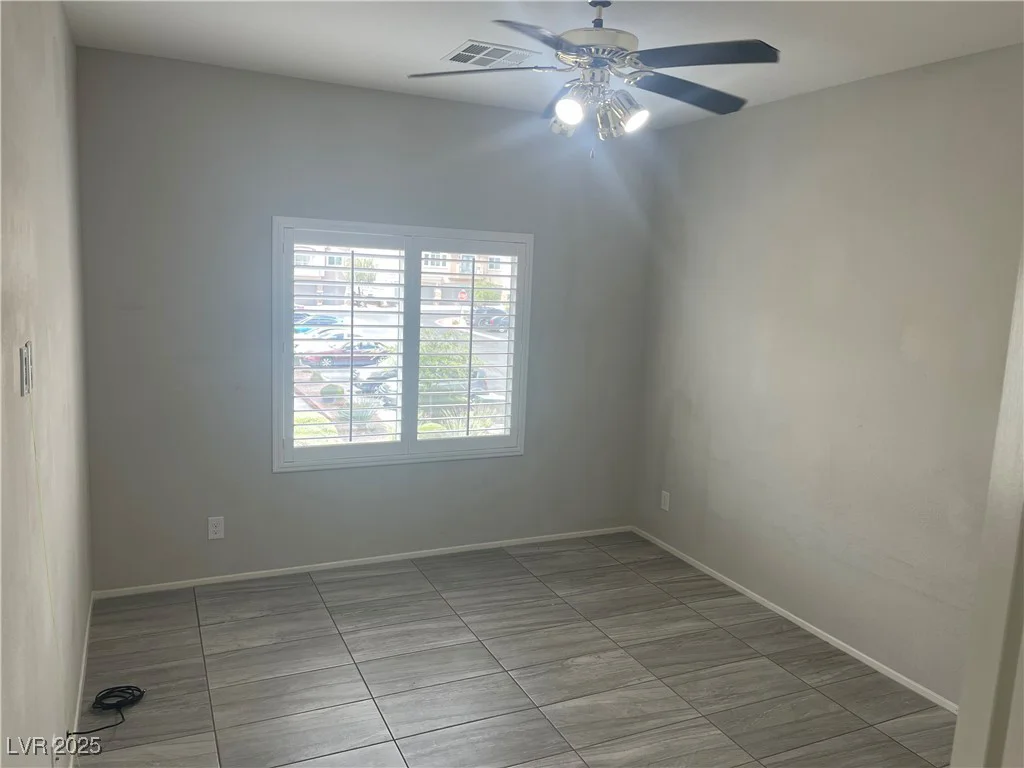 6465 Clara Bow, Las Vegas, NV 89122