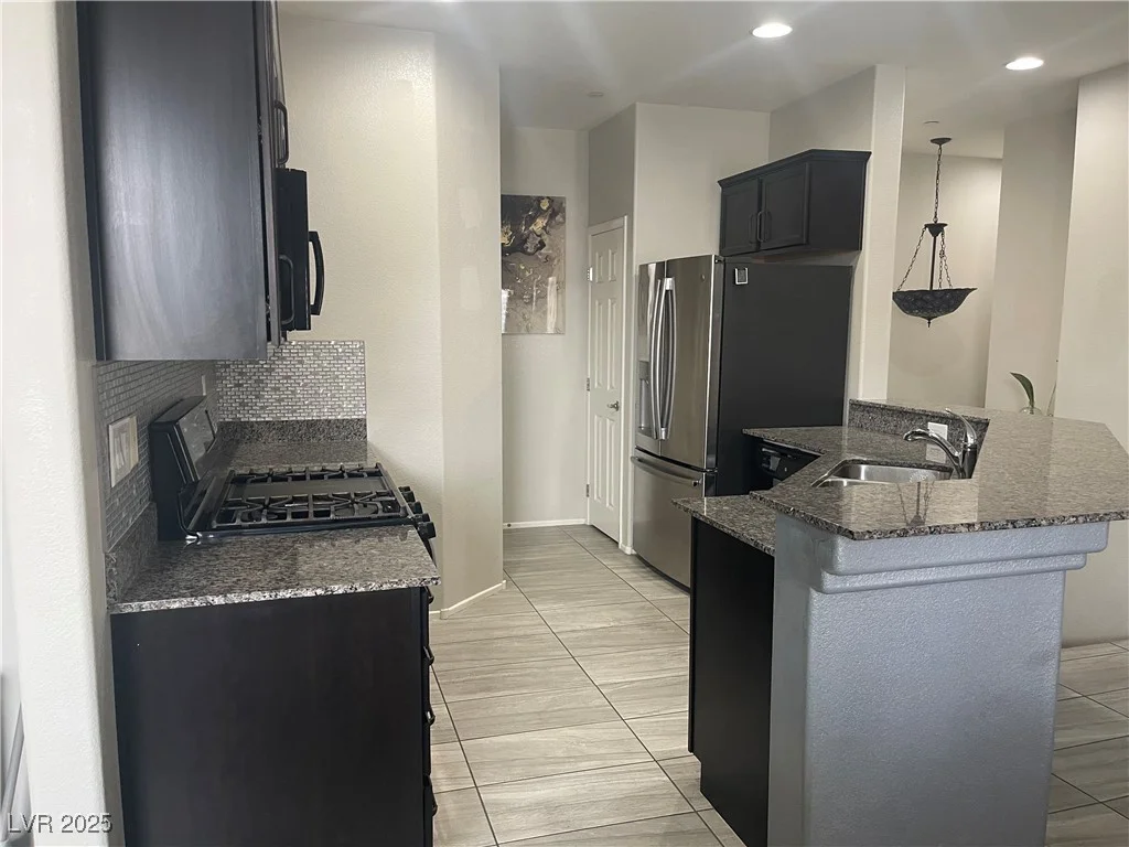 6465 Clara Bow, Las Vegas, NV 89122