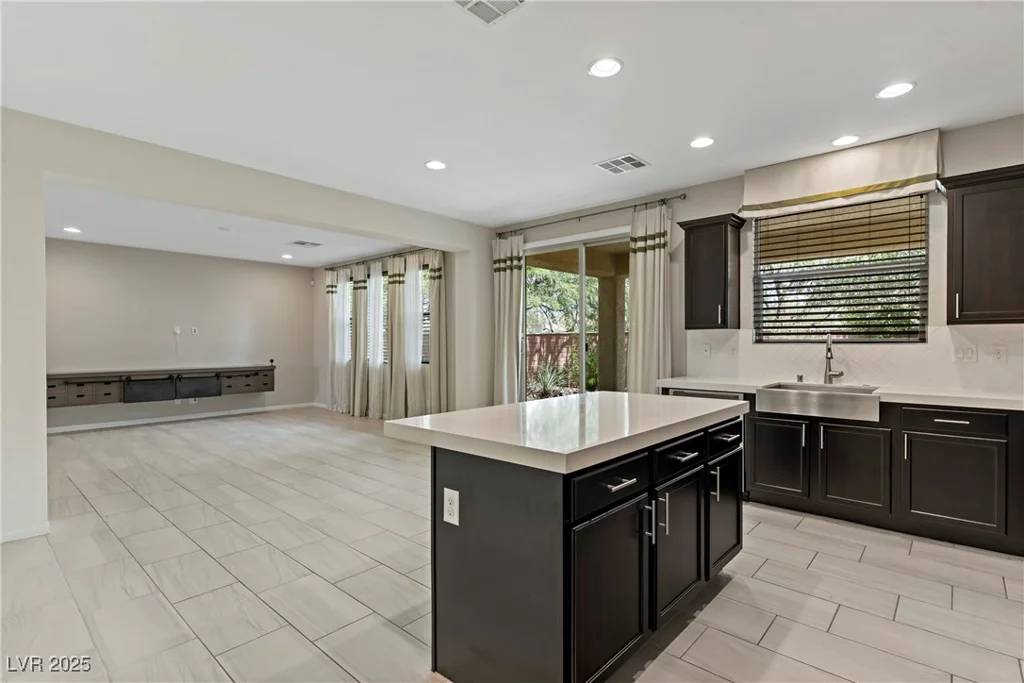 8992 Sparkling River, Las Vegas, NV 89178