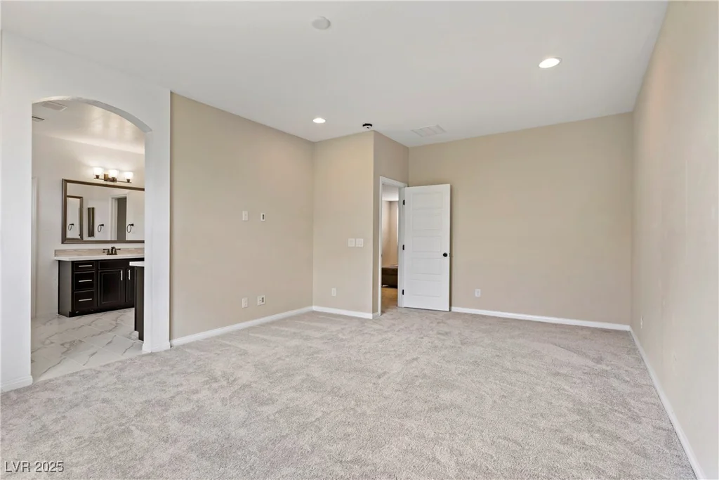 8992 Sparkling River, Las Vegas, NV 89178