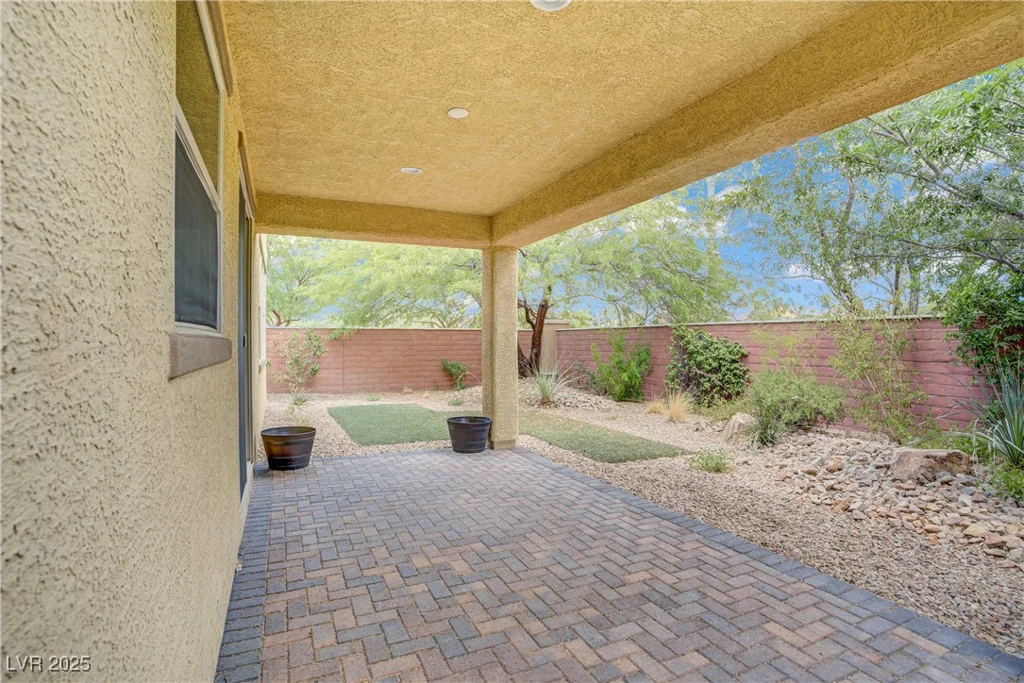 8992 Sparkling River, Las Vegas, NV 89178