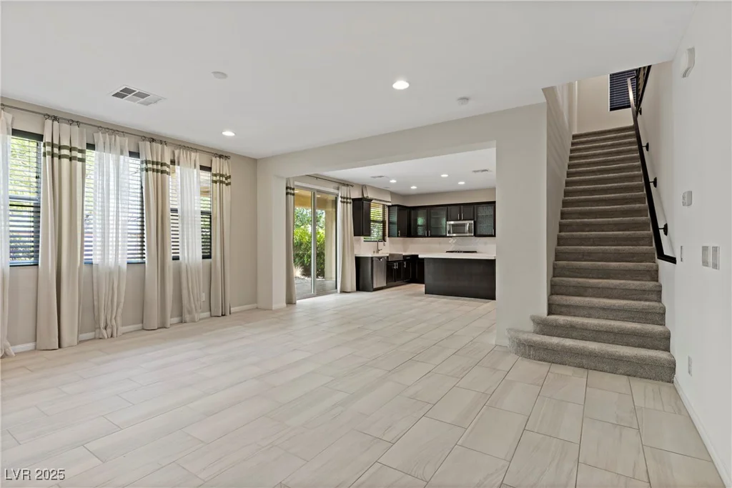 8992 Sparkling River, Las Vegas, NV 89178