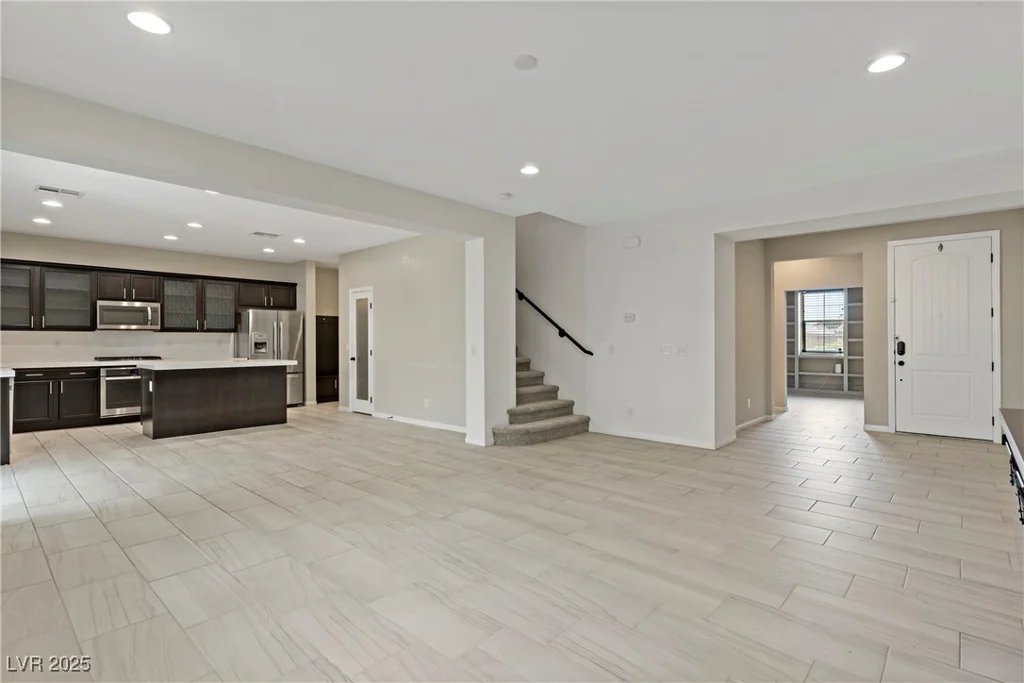 8992 Sparkling River, Las Vegas, NV 89178