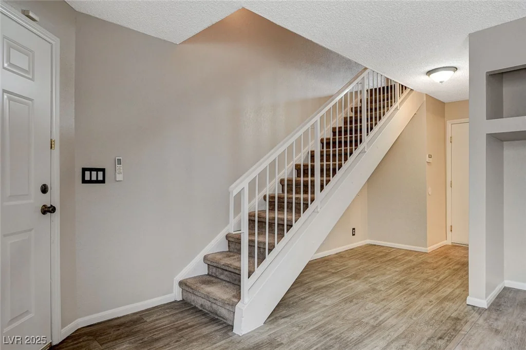 100 Crestline, Las Vegas, NV 89107