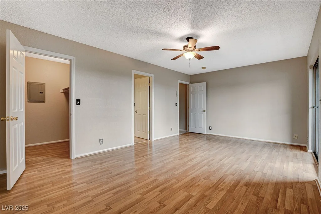 100 Crestline, Las Vegas, NV 89107