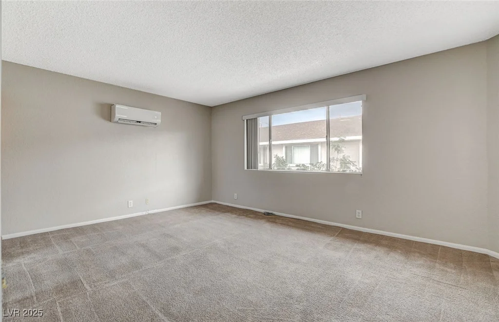 100 Crestline, Las Vegas, NV 89107
