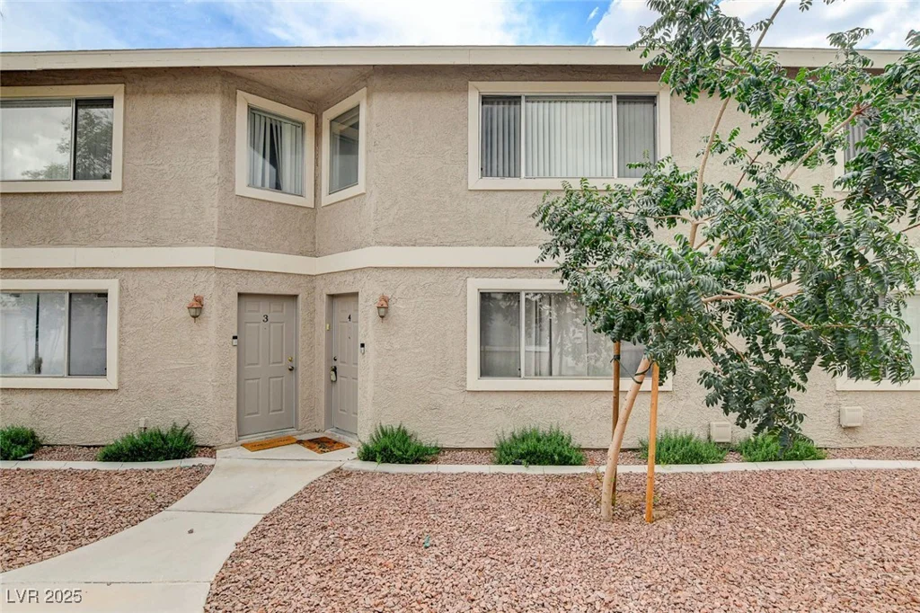 100 Crestline, Las Vegas, NV 89107
