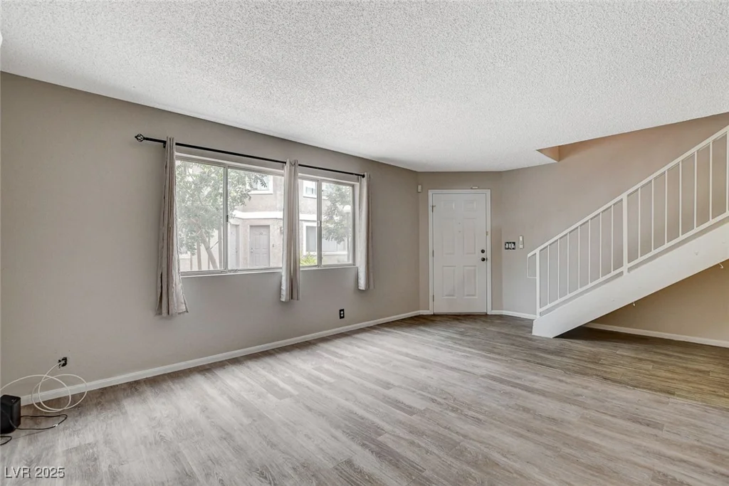100 Crestline, Las Vegas, NV 89107