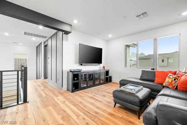 150 Wilson Ridge, Las Vegas, NV 89138