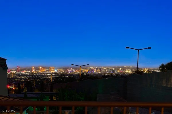 150 Wilson Ridge, Las Vegas, NV 89138