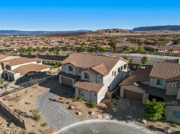 150 Wilson Ridge, Las Vegas, NV 89138