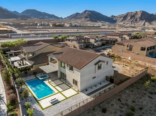 150 Wilson Ridge, Las Vegas, NV 89138