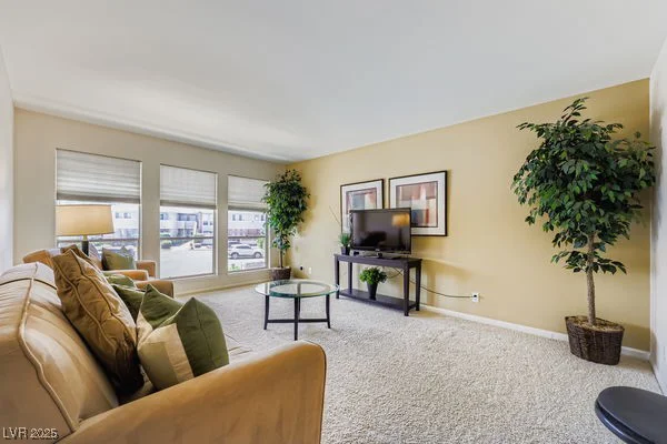 2854 Geary, Las Vegas, NV 89109