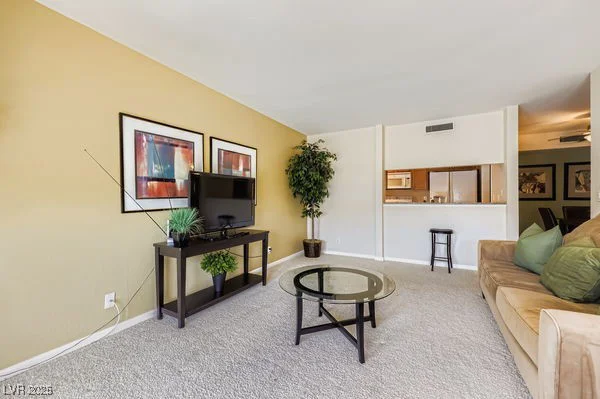 2854 Geary, Las Vegas, NV 89109