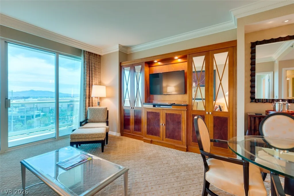 145 HARMON, Las Vegas, NV 89109